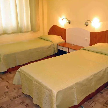 Хотел Силвер 3* Golden Sands