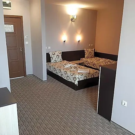Silver Готель 3*